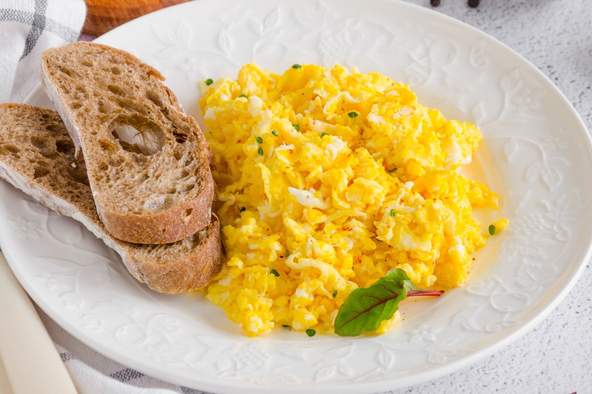 How to prepare the perfect scrambled eggs?