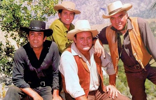 Kultowe seriale „Columbo”, „Bonanza” oraz „Winnetou” w letniej ramówce TVS