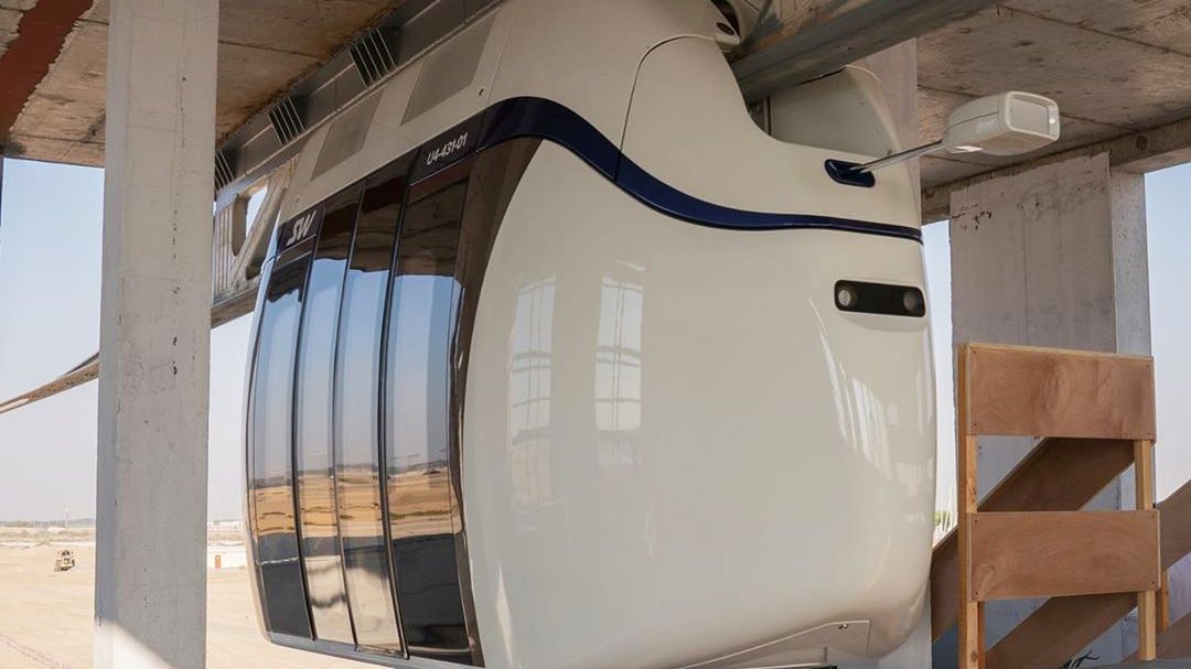 Nowoczesna kolejka linowa rozpędzi się do 150 km/h. Przewiezie pasażerów na Bliskim Wschodzie 1