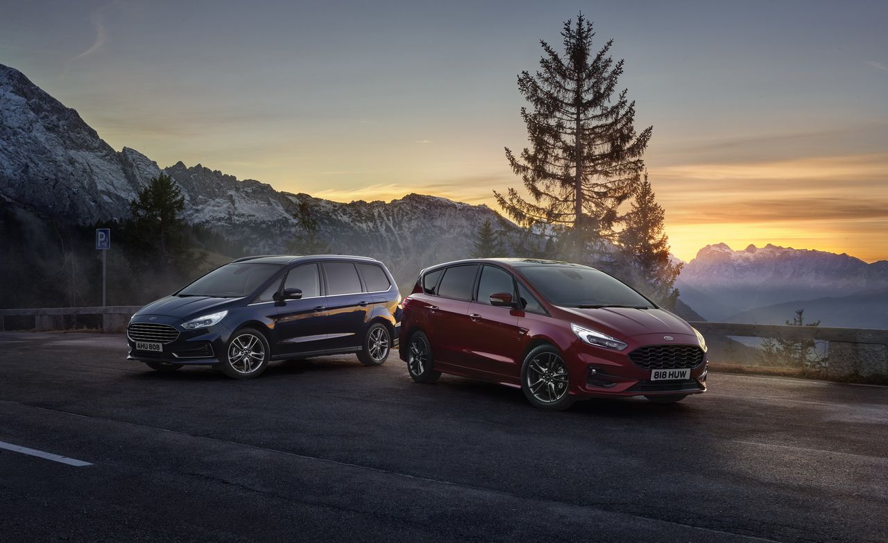 Ford S-Max i Galaxy żyją i mają się dobrze. Dostały nawet hybrydę