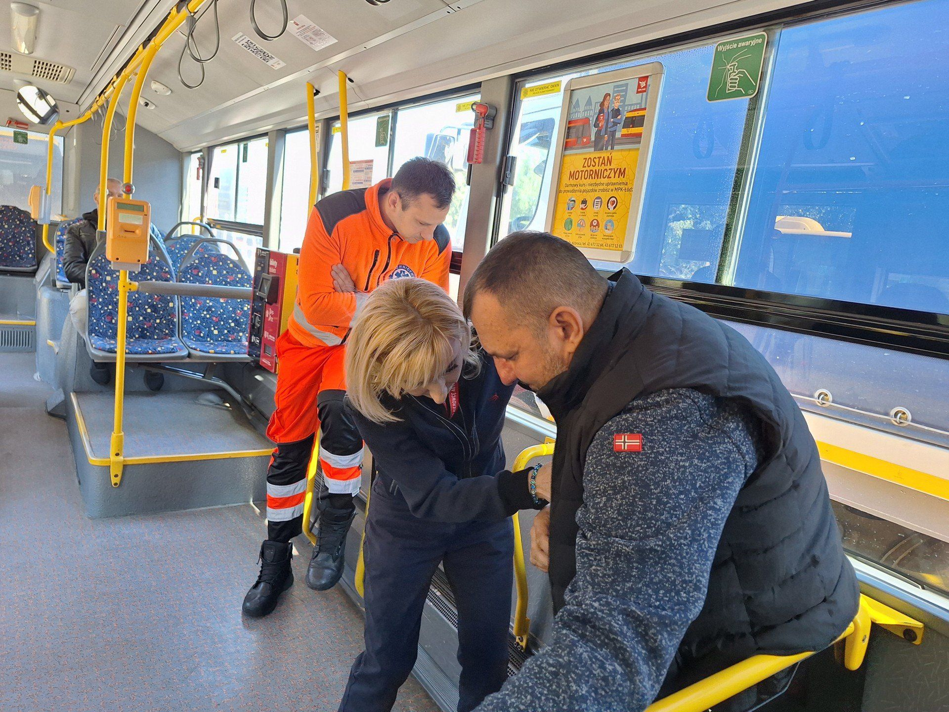 Tak przebiegają konkursowe zmagania. Kierowcy autobusów nie mają łatwo w pracy, a tu jeszcze trudniej