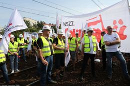 Na zdjęciu protest "Solidarności" przeciwko zwolnieniom grupowym w PKP Cargo, Katowice, wrzesień 2024 roku