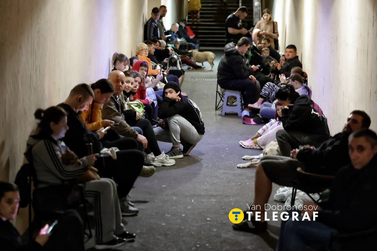 Skutki zmasowanego rosyjskiego ataku na Kijów 