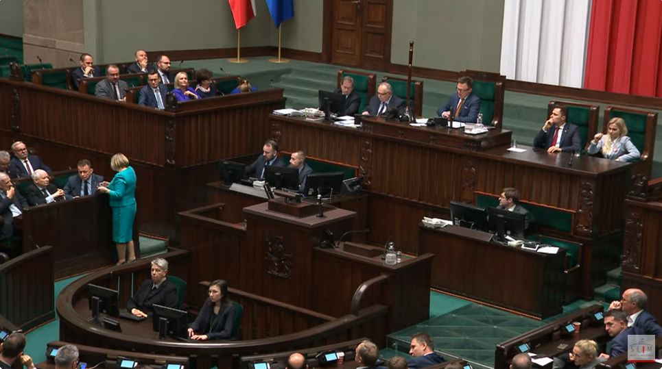 Sukces Dominiki Chorosińskiej. Udało jej się usiąść obok premiera