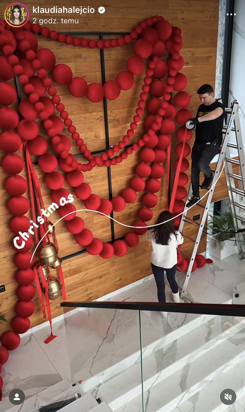Klaudia Halejcio przystroiła willę na święta