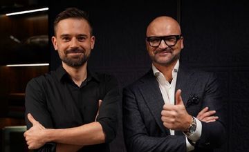 Kanał Macieja Kaweckiego chce podbić świat. Wśród nowych inwestorów fundusz Rafała Brzoski