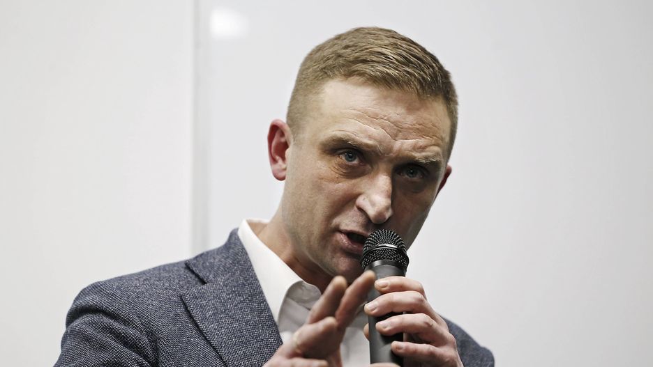 Robert Bakiewicz
***FILE PHOTO*** Poland, Katowice, March 7, 2024. Meeting with Robert Bakiewicz, initiator and organizer of the Independence March. Robert Bakiewicz presented an ideological declaration of the new political party "Independence". He argued that "the model of an economy dependent on the European Union, thanks to which Poland flourished economically, is now exhausted and constitutes a development barrier." Bakiewicz believes that Poland should leave the EU. Give up the role of a subcontractor working for more developed national economies and build its own model based on knowledge and the new technologies. (CTK Photo/Grzegorz Klatka) 
Dostawca: PAP/CTK
Grzegorz Klatka
Robert Bakiewicz, portrait, politics, independence, party, patriot, patriotism, right wing, European Union, Euroscepticism, EU, polexit, Poland, Polsko, politika, spolecnost