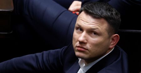 Złoty biznes Mentzena. Ujawniono przychód, ponad 21 mln złotych