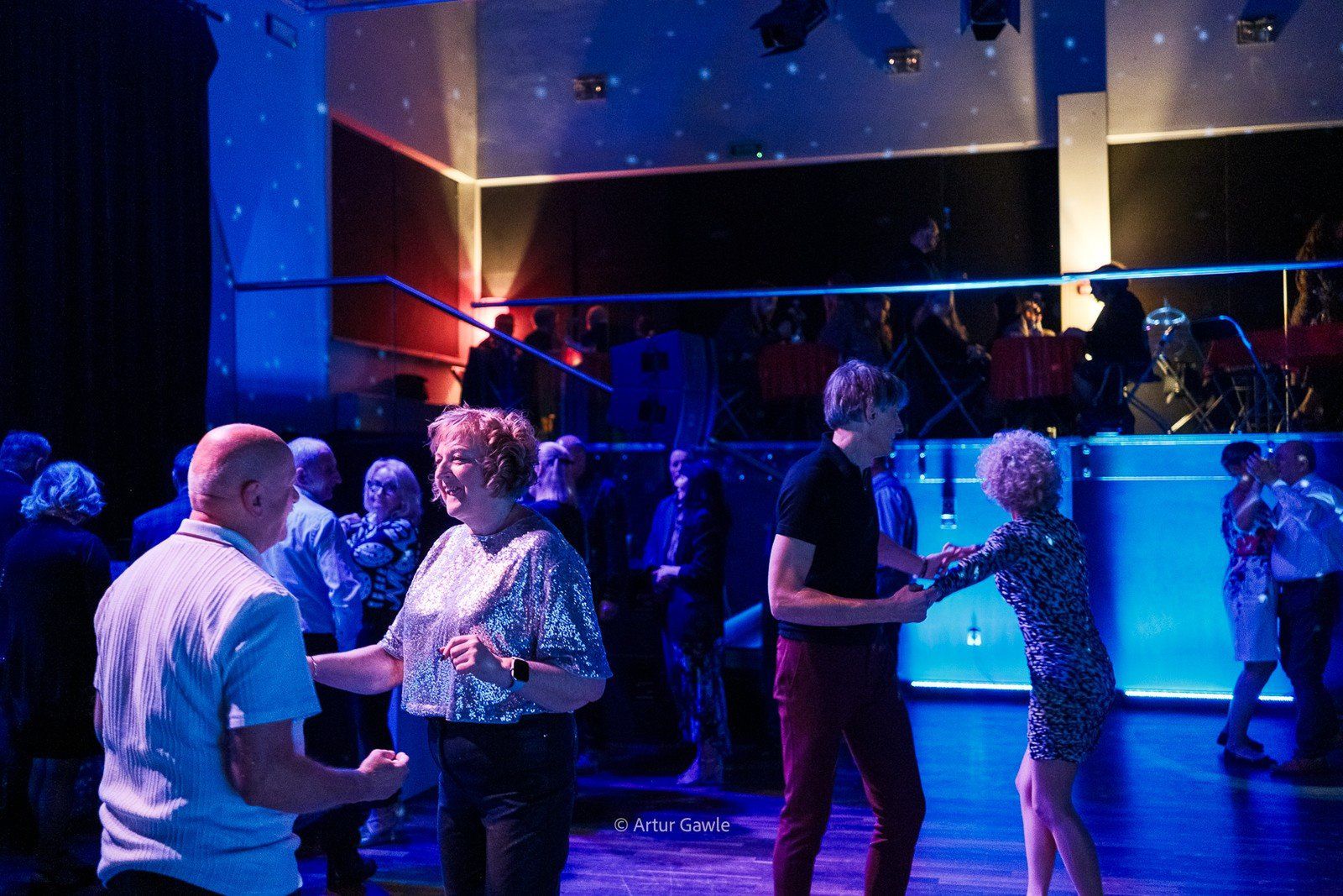 Fajfy w Mościcach zgromadziły fanów tanecznych rytmów