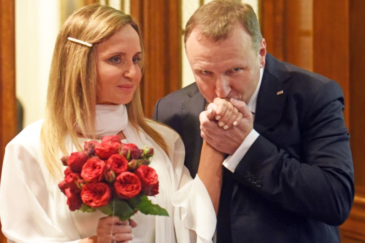 Jacek Kurski wziął ślub kościelny. Jego żona Joanna: "Nigdy nie jest za późno na miłość"