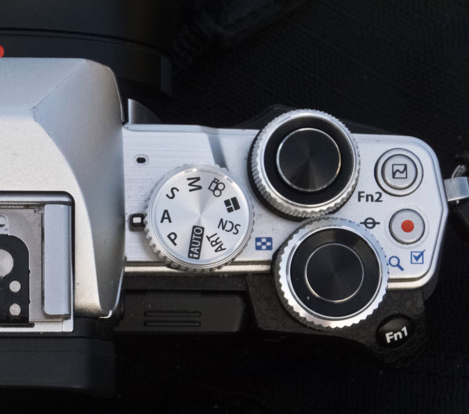 Olympus E-M10 II – co nowego, co fajnego? Wrażenia ze współpracy [test] 3