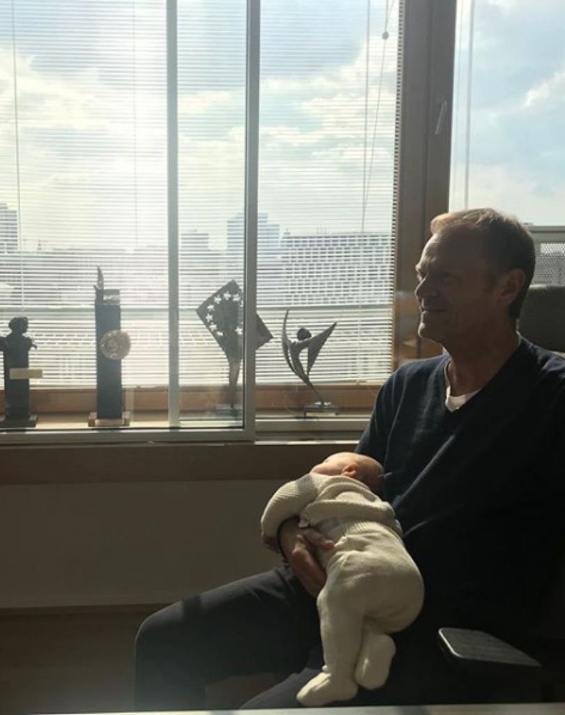 Donald Tusk z wnuczką