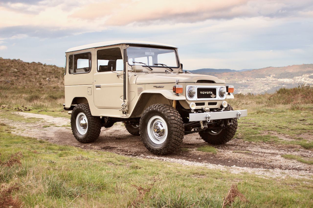 Toyota Land Cruiser Legacy Overland to restomod z 5,7-litrowym V8 GM