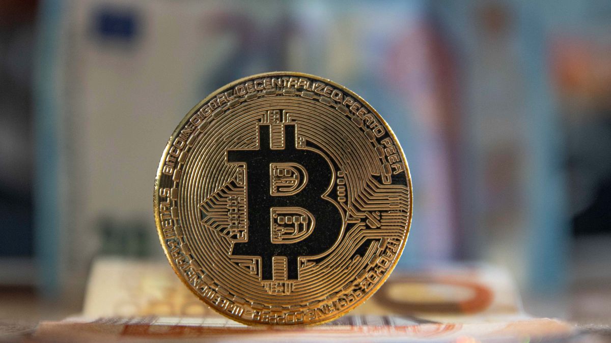 Chciał zostać milionerem, stracił 120 tys. zł. "Wierzył, że inwestuje w kryptowaluty"