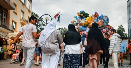 Tłumy w Tatrach w weekend. Interwencje TOPR i mandaty