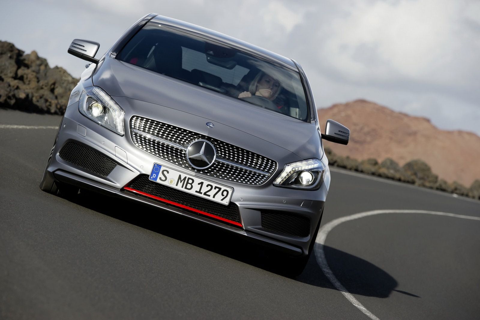 Mercedes-Benz klasy A (W176) - obszerna galeria prosto od producenta 42