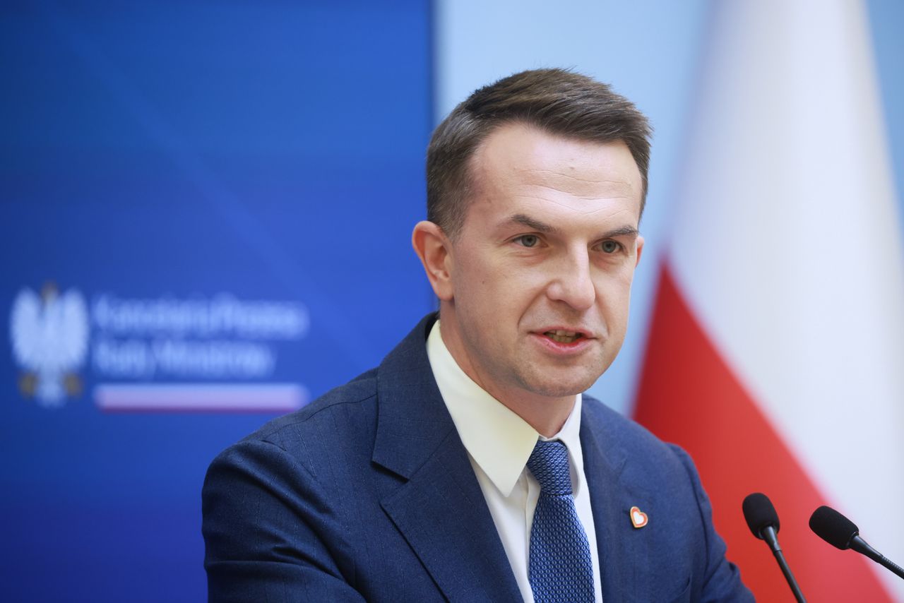 Będzie współpraca Nawrockiego z Tuskiem? Rzecznik wskazał konstytucję