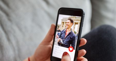 Są szczęśliwie zakochane. Wszystkie znalazły miłość w internecie