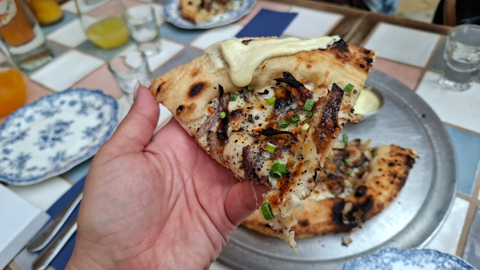 Pizza lubelska inspirowana cebularzem