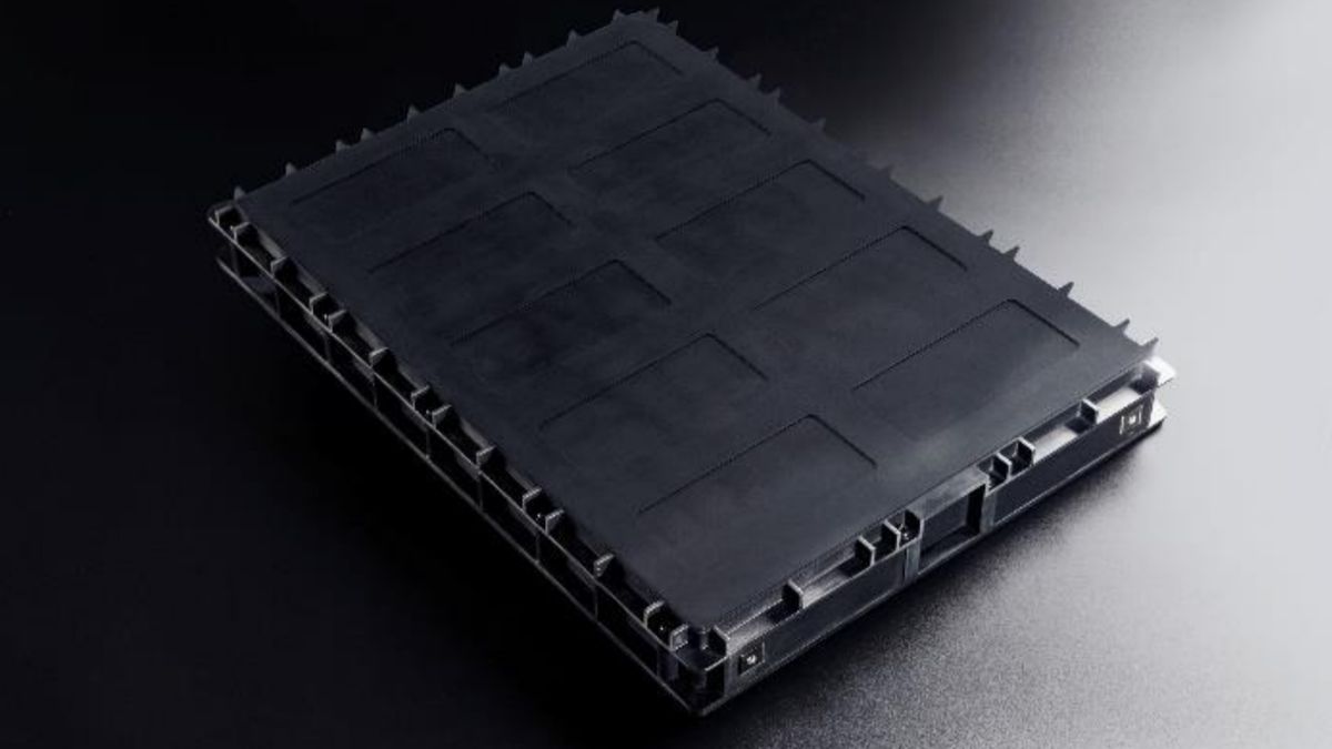 Akumulator li-all-poly, źródło: materiały prasowe APB.