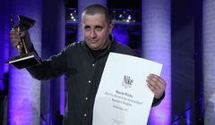 Marcin Wicha laureatem Nagrody Nike 2018 za „Rzeczy, których nie wyrzuciłem”