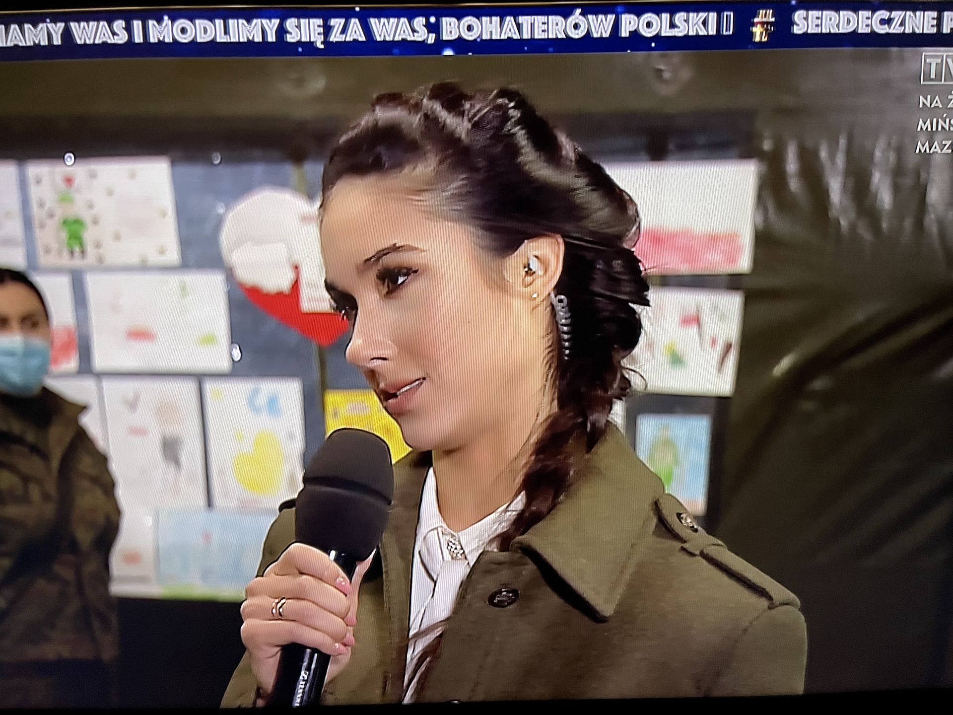 Reporterka Ida Nowakowska wraz z synem melduje się na granicy z Białorusią
