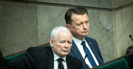 Błaszczak w coraz większych tarapatach. Wyniki są fatalne