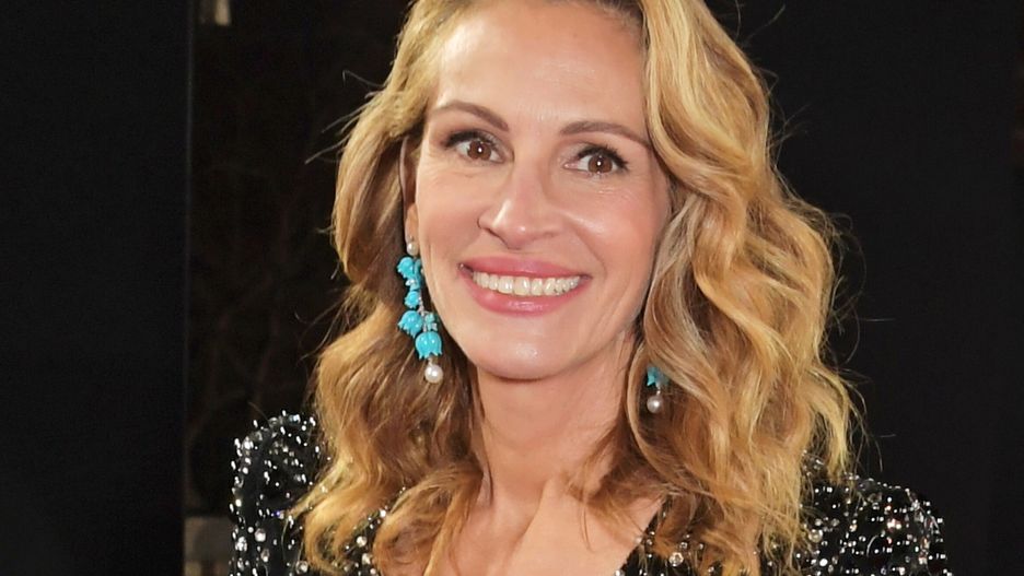 Julia Roberts bierze udział w kampanii społecznościowej #PassTheMic