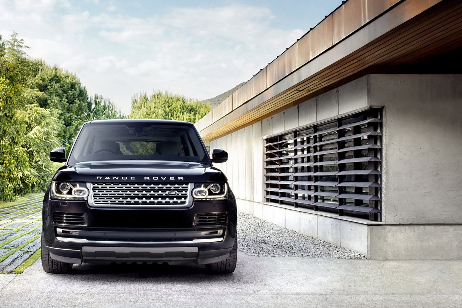 Nowy Ranger Rover (2013) w obszernej galerii 83