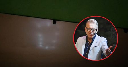 Niebo nad Warszawą. Tajemnicze zdjęcia na profilu Mariusza Szczygła