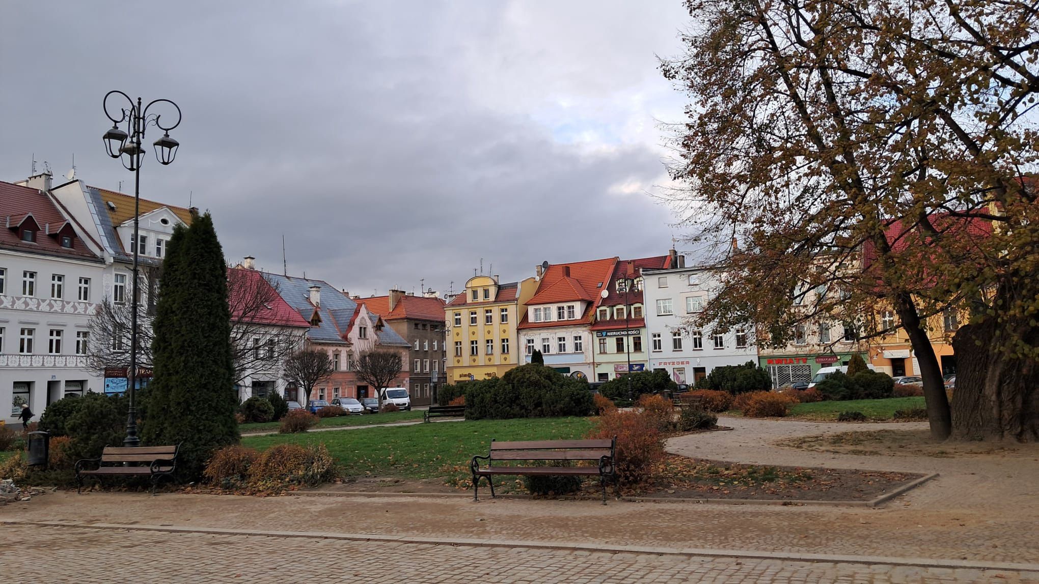 Po rynku w Głuchołazach nie widać, że jeszcze dwa miesiące temu 