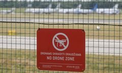 "Atak hybrydowy" w Wilnie. Lotnisko zamknięte