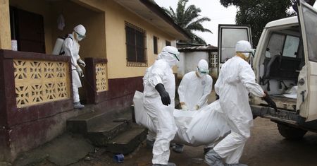 Liberia otrzyma eksperymentalny lek na ebolę. Dostaną go tylko dwaj lekarze
