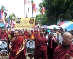 Birma - starcia i aresztowania mnichów