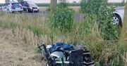 Konary: Motocyklista wjechał w drzewo. Z ciężkimi obrażeniami trafił do szpitala