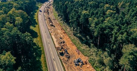 Dwupasmówka obok autostrady. Nie trzeba będzie płacić