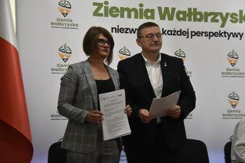 Pow. wałbrzyski: Program "Równi choć różni". Dotyczy zapobiegania dyskryminacji seniorów