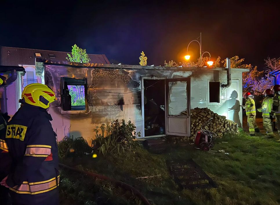 Tragiczny pożar w Łebie. Mężczyzna spłonął w domku holenderskim 