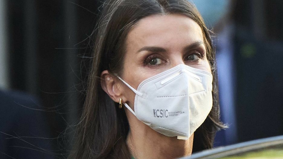 Księżna Letizia w maseczce.