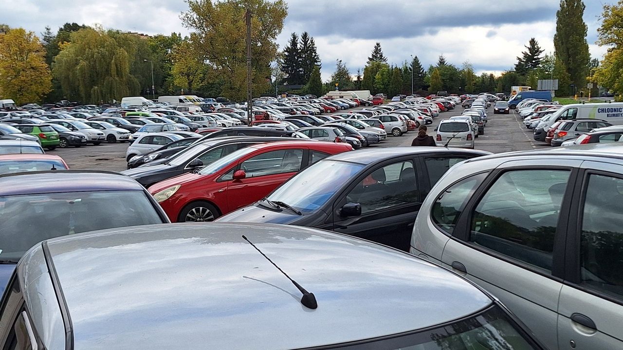 Tarnów: Koniec z darmowym parkingiem na dawnej "Kapłanówce"?