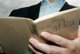 Czytanie Kafki poprawia mechanizmy poznawcze