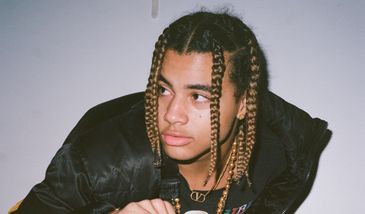 24kGoldn z kolejnym hitem? Posłuchaj "3,2,1"