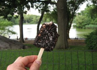 Uwaga. Wycofano ze sklepów popularne lody. Zawierały zabroniony składnik