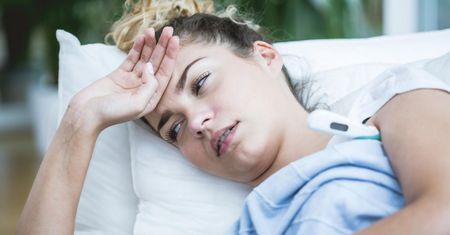 Starodawne sposoby walki z katarem – które z nich można zastosować dziś?