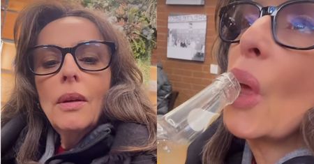 Anna Korcz nadaje z Paryża: "Czarnoskóry mężczyzna przyniósł nam szklanki, a my, jak te dziady z Rumunii, od razu z butelki". Zabawne?