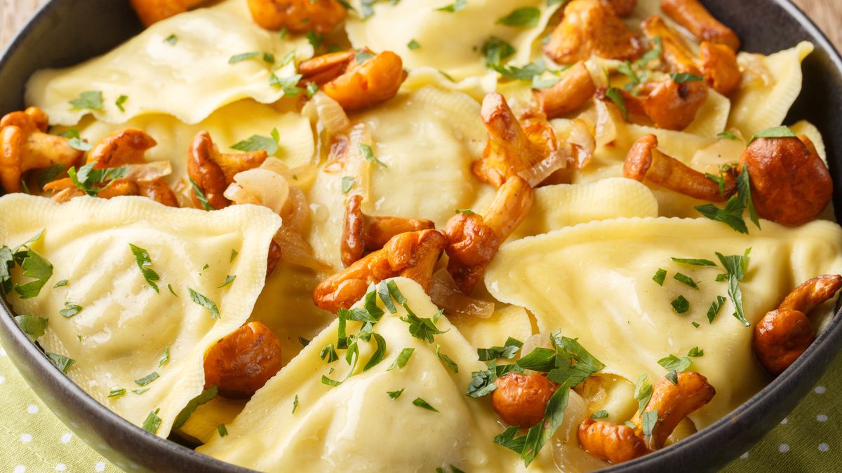 Pierogi z farszem grzybowym