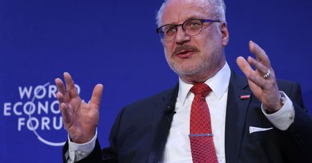 Egils Levits dla WP: Należy potraktować Rosję jak Koreę Północną
