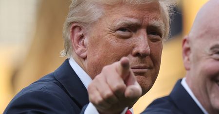 Trump uderza w stary kontynent. Eksperci przewidują skutki