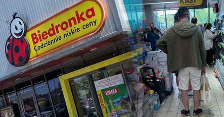 Poszedł 2 maja do Biedronki. Nie krył zaskoczenia