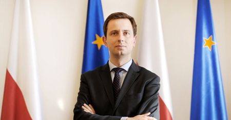 Umowy terminowe na maksymalnie 33 miesięcy. Sejm precyzuje przepisy